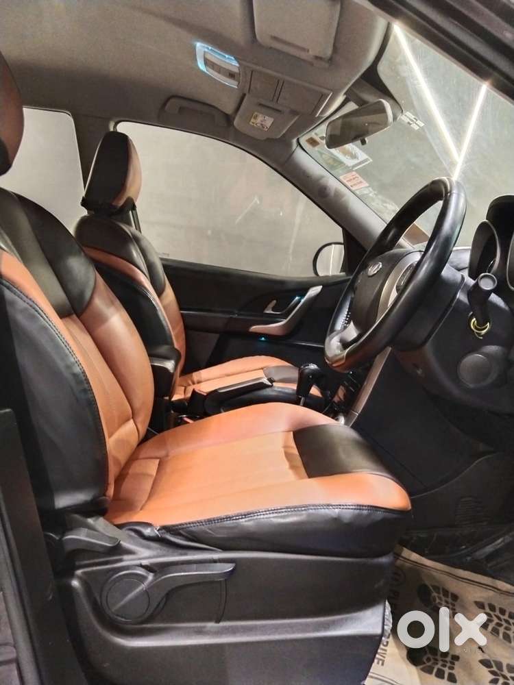 Mahindra Xuv500 W7 At, 2019, Diesel