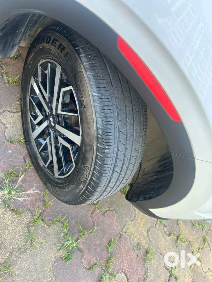 Hyundai Venue N Line 1.0 N8 Turbo Dct Dual Tone, 2023, Petrol