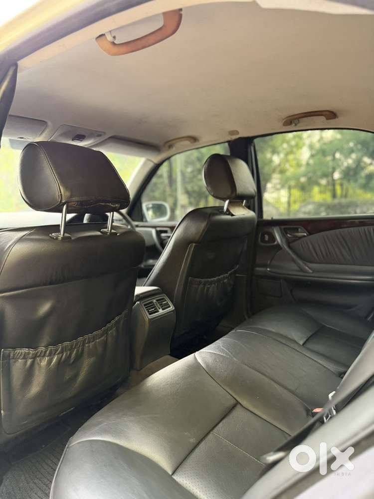 Mercedes-benz E-class 240 V6 At, 2001, Petrol