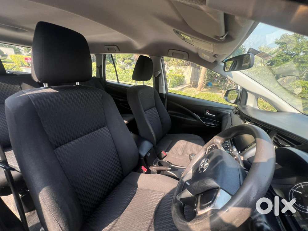 Toyota Innova Crysta 2.4 G Mt 7 Str, 2018, Diesel