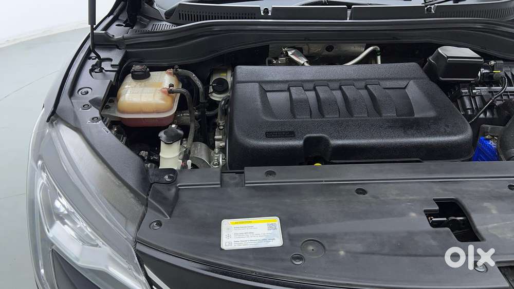 Mahindra Xuv700 2.2 Ax 5 Diesel At 7 Str, 2022, Diesel