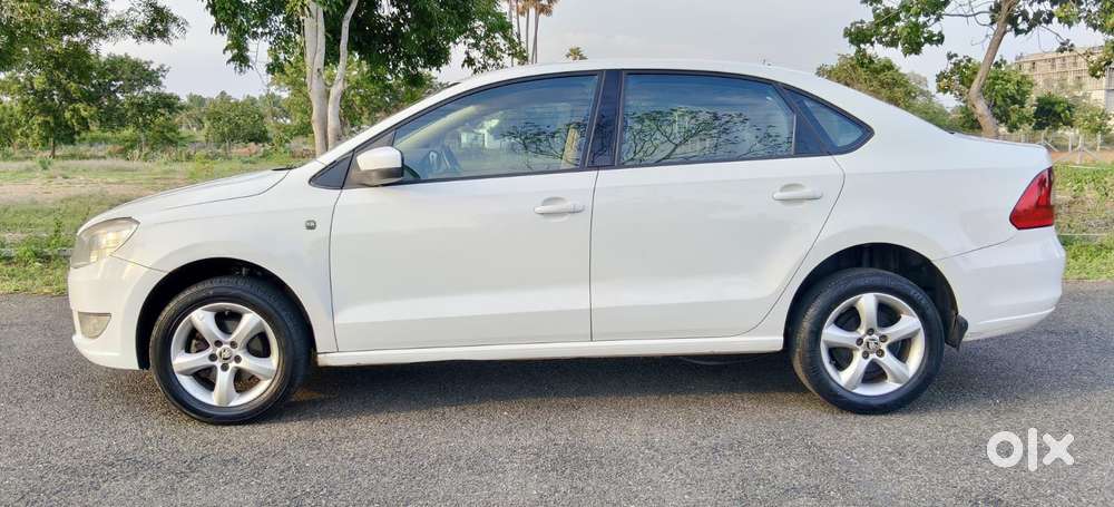 Skoda Rapid 1.5 Tdi Cr Elegance Plus, 2014, Diesel