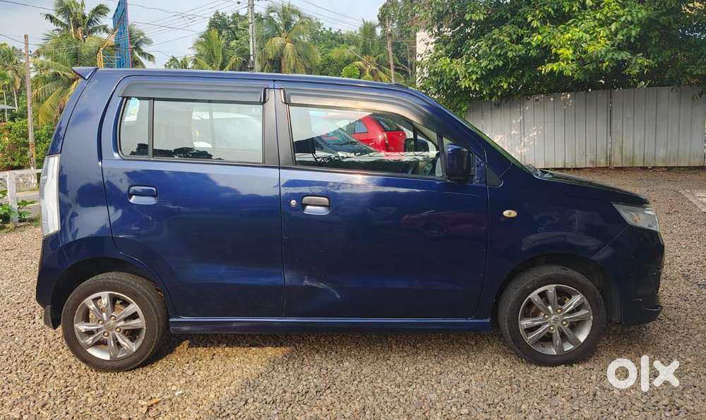Maruti Suzuki Stingray Vxi Optional, 2013, Petrol