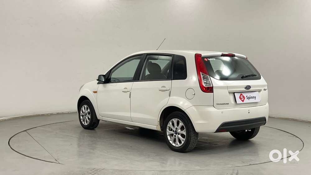 Ford Figo 1.2 Duratec Petrol Titanium, 2013, Petrol