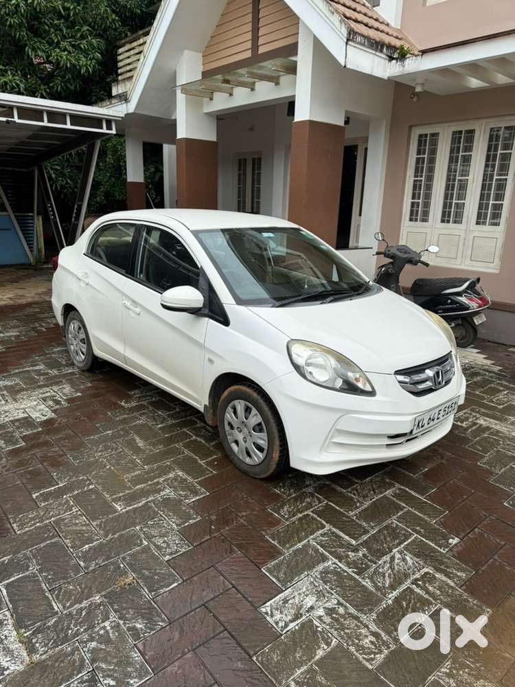 Honda Amaze Petrol Automatic 2016