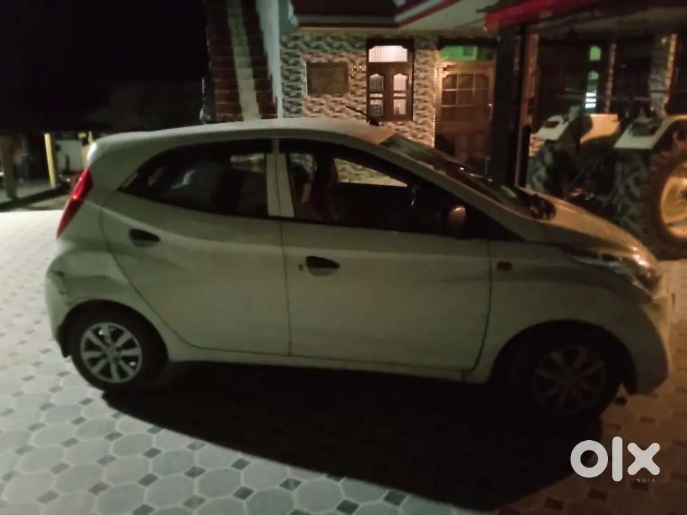 Hyundai Eon 2012 Petrol 70000 Km Driven