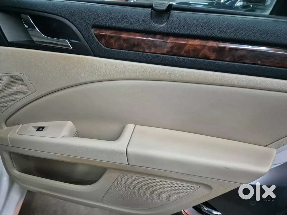 Skoda Superb 1.8 Ambition Petrol 2010