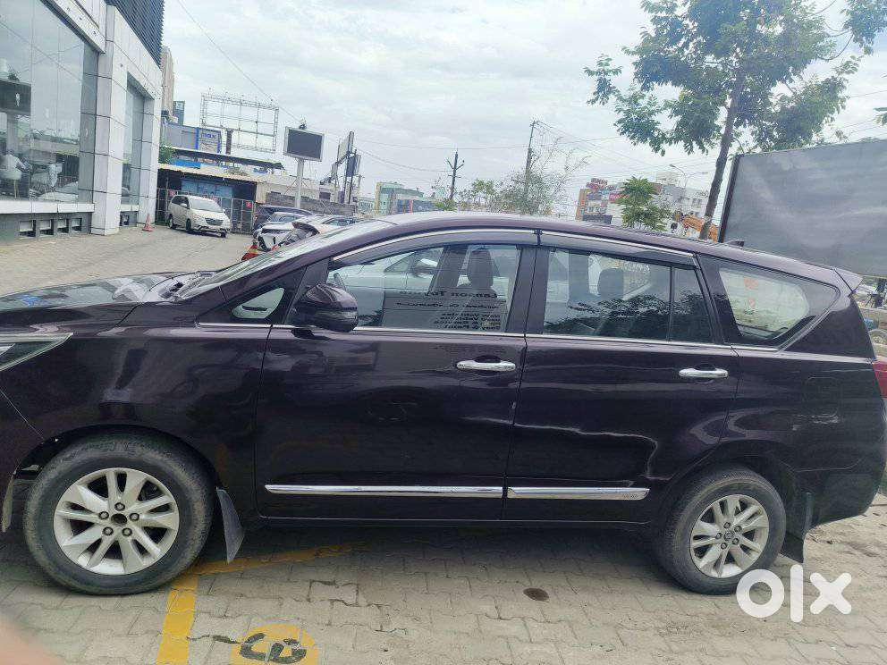Toyota Innova Crysta 2.4 V 8 Str, 2018, Diesel