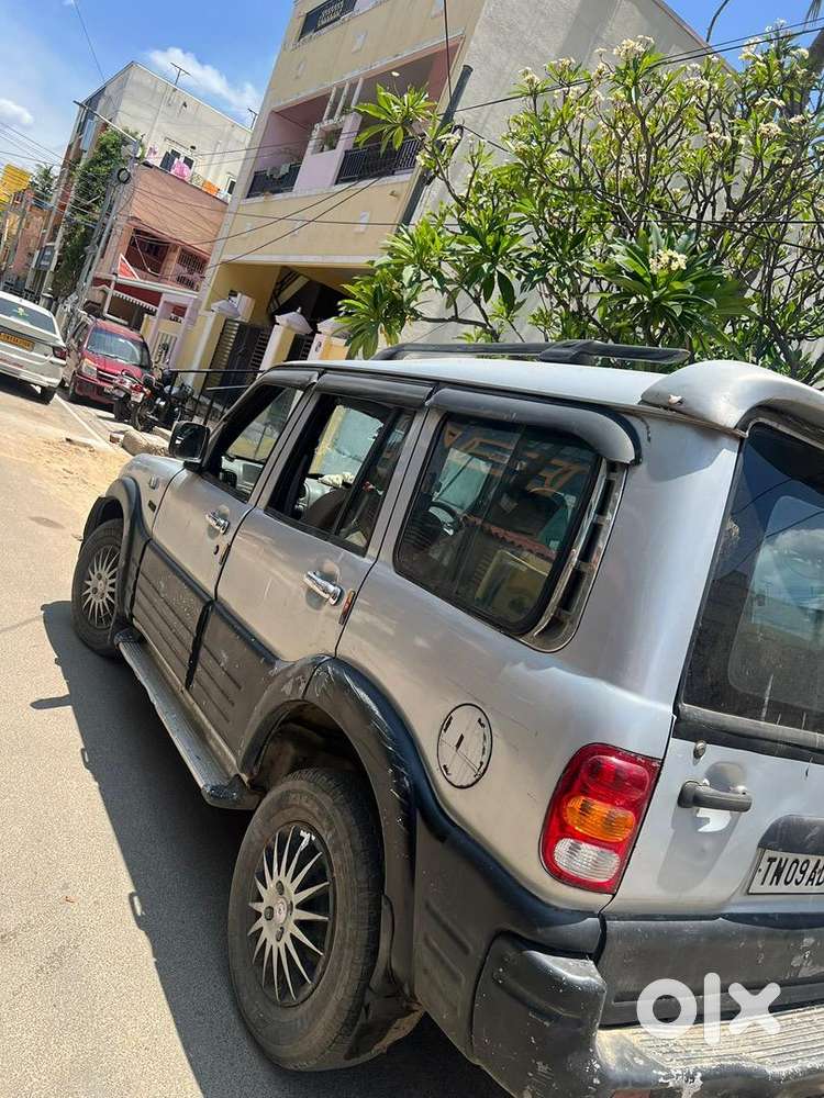 Mahindra Scorpio 2003