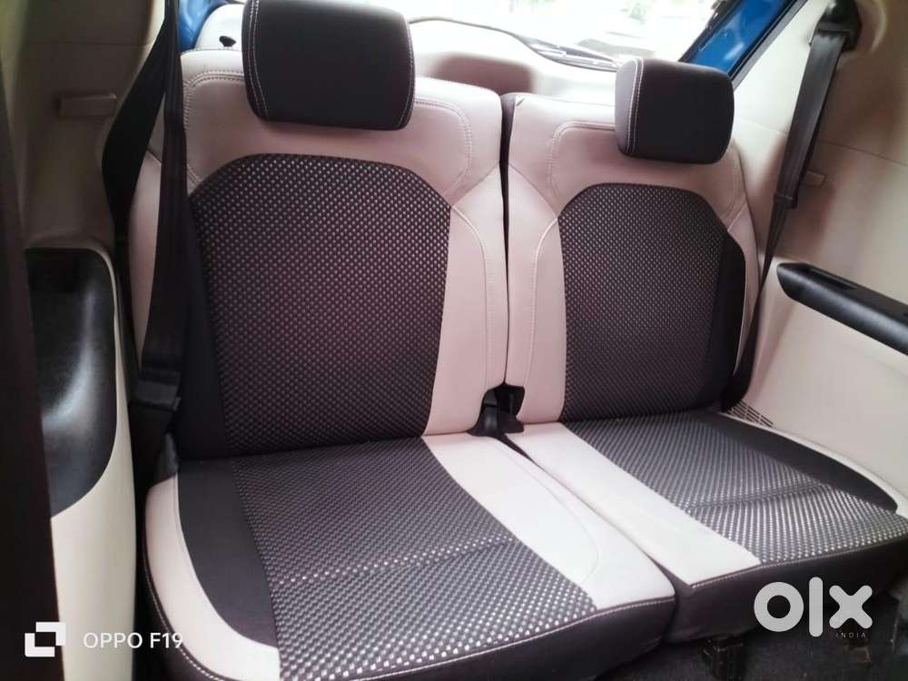 Renault Triber Rxz, 2022, Petrol