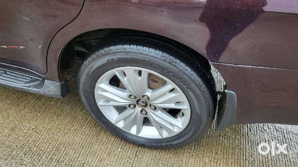 Toyota Innova Crysta 2.8z Automatic, 2016, Diesel