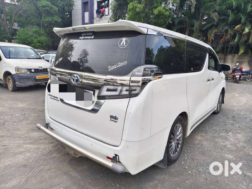 Toyota Vellfire 2.5 Hybrid, 2022, Petrol