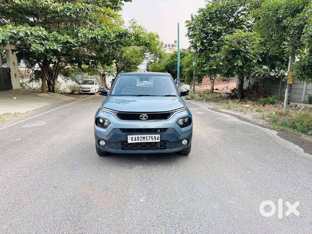 Tata Punch 1.2 Revotron Creative Dual Tone, 2022, Petrol