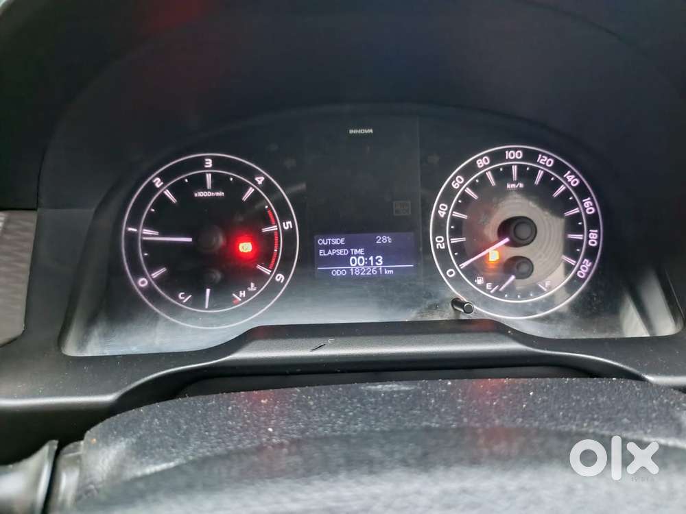 Toyota Innova Crysta 2.4 G Mt, 2016, Diesel