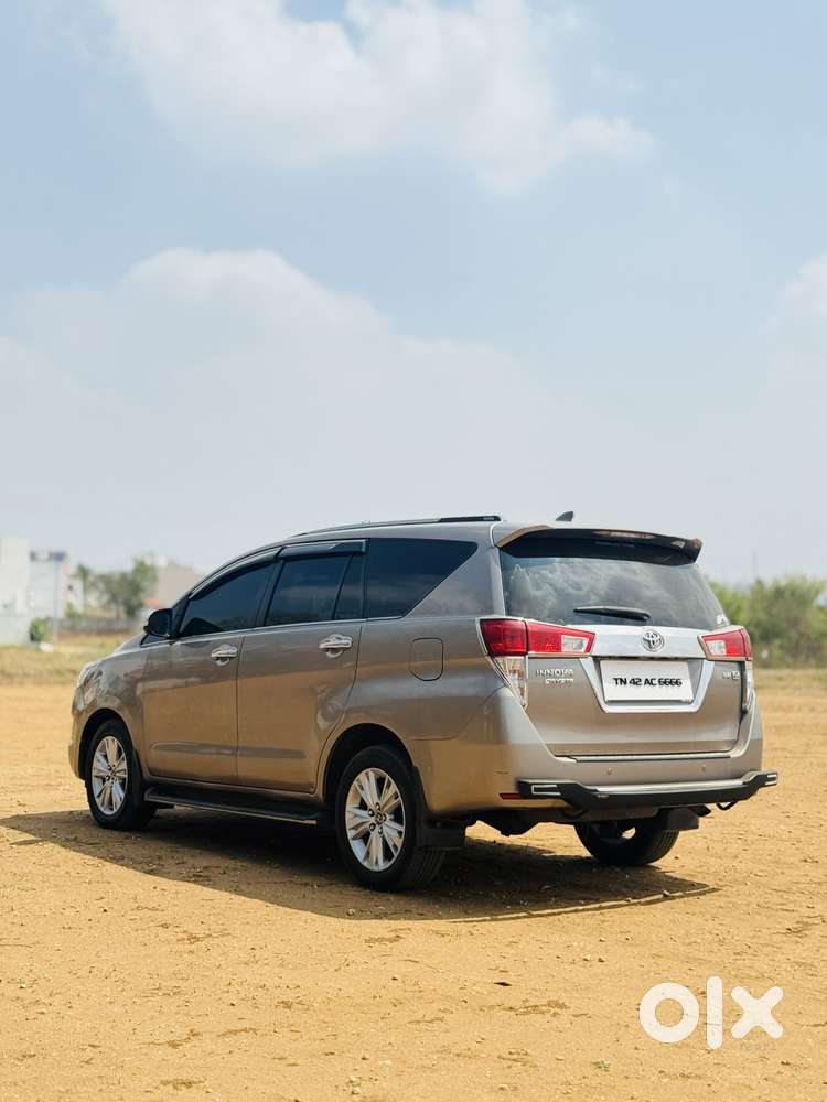 Toyota Innova Crysta 2.8z Automatic, 2016, Diesel