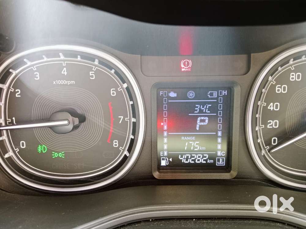 Maruti Suzuki Brezza 1.5 Zxi Plus At Smart Hybrid, 2020, Petrol