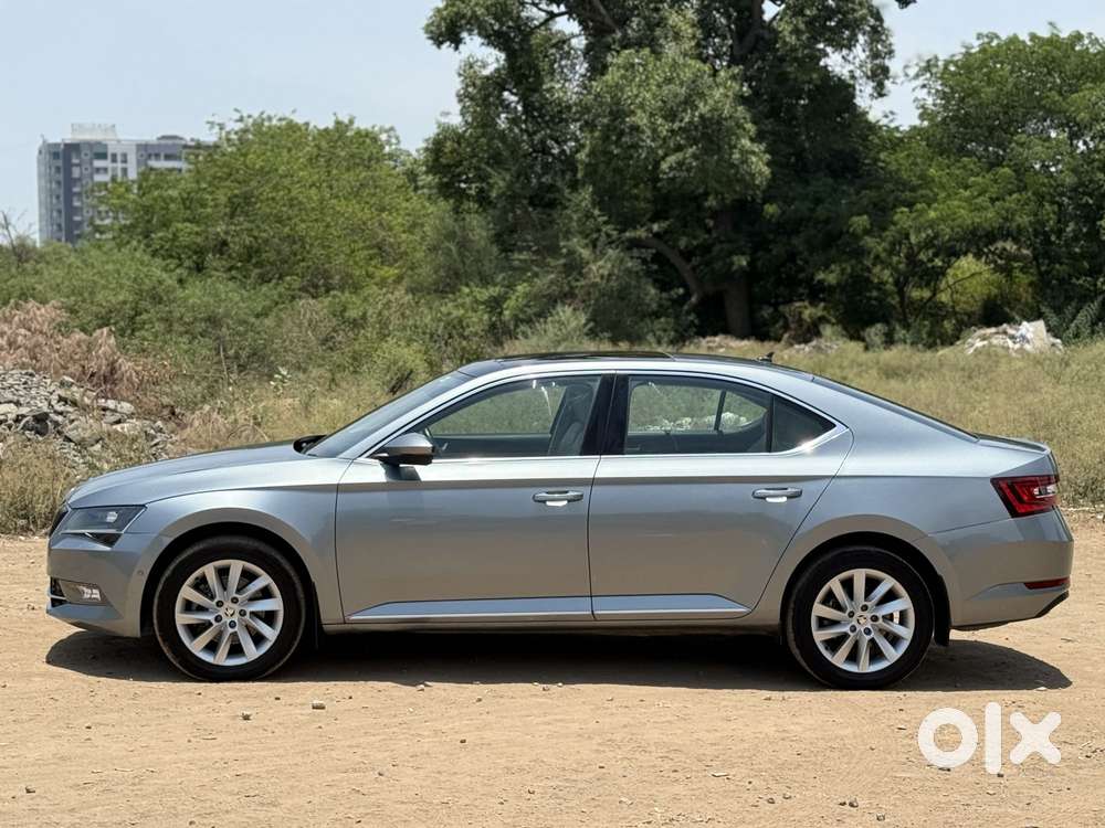 Skoda Superb L&k 1.8 Tsi At, 2020, Petrol