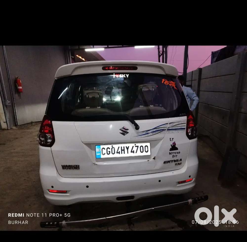 Maruti Suzuki Ertiga Zxi 2010