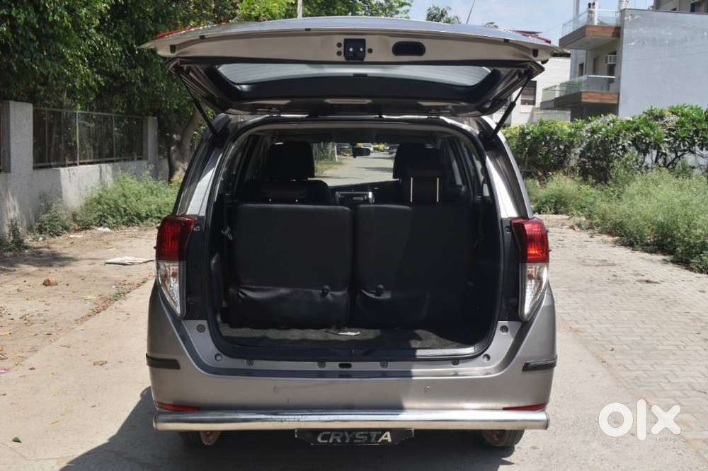 Toyota Innova Crysta 2.4 G Mt, 2017, Diesel