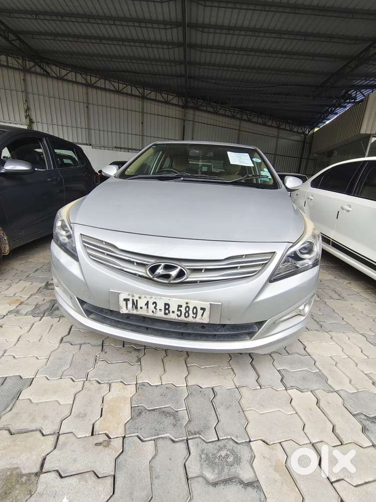 Hyundai Verna Fluidic 1.6 Vtvt Sx, 2015, Petrol