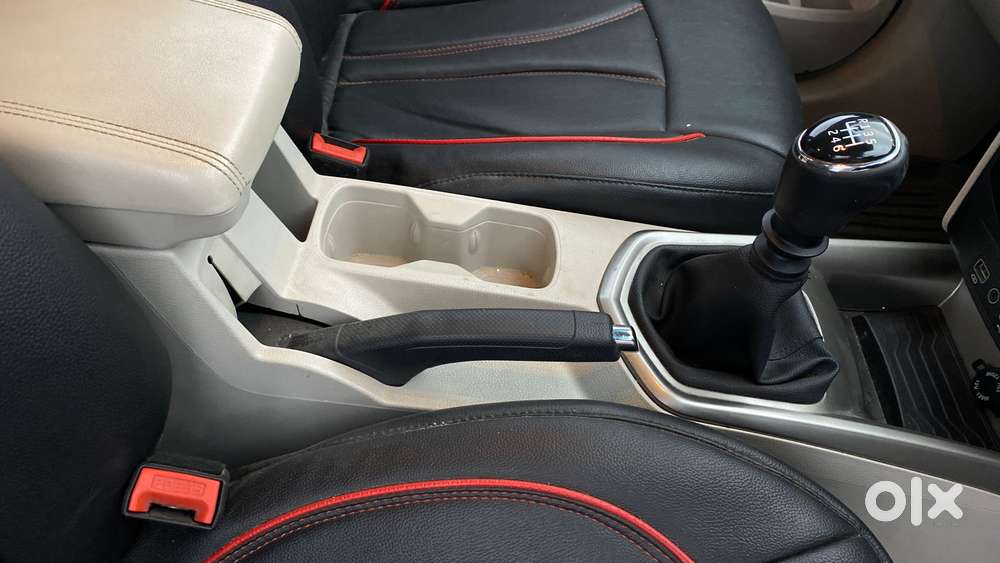 Mahindra Xuv300 W8 Option, 2020, Petrol