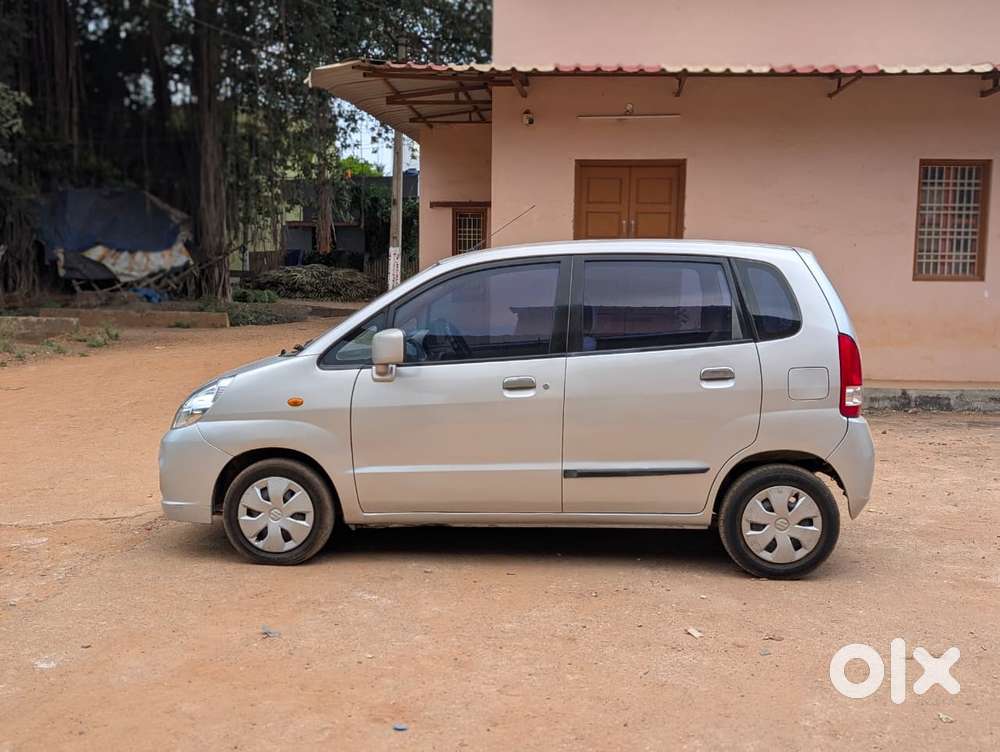 Maruti Suzuki Zen Estilo Vxi Bsiv, 2010, Petrol