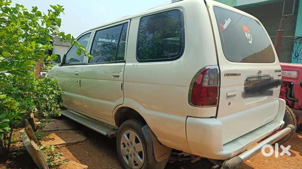 Chevrolet Tavera 2015 Diesel Well Maintained