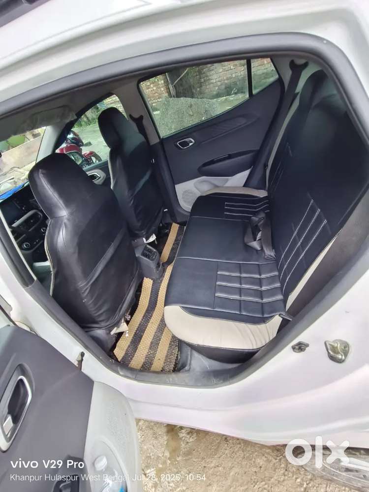 Hyundai Grand I10 Petrol Manual 2nd Owner 2020