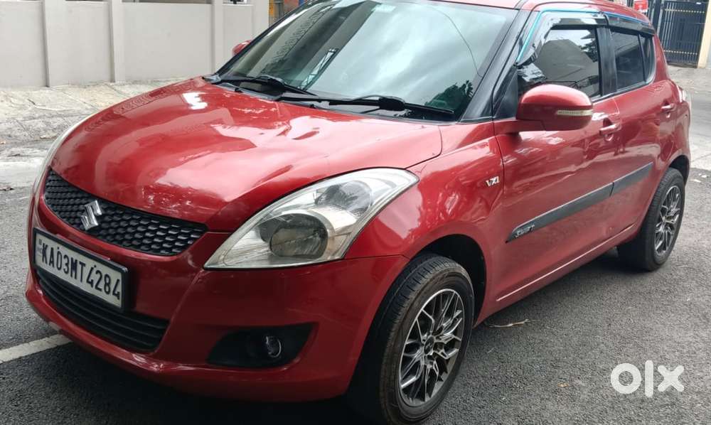 Maruti Suzuki Swift Vxi With Abs, 2014, Petrol