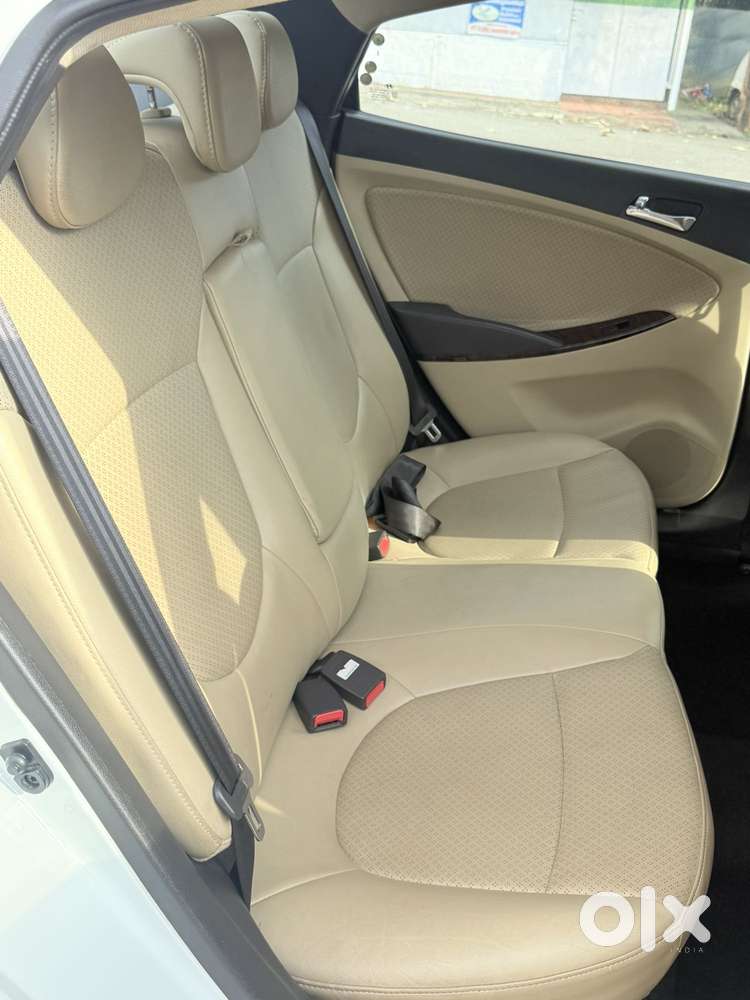 Hyundai Verna 1.6 Sx (o) Vtvt, 2013, Petrol