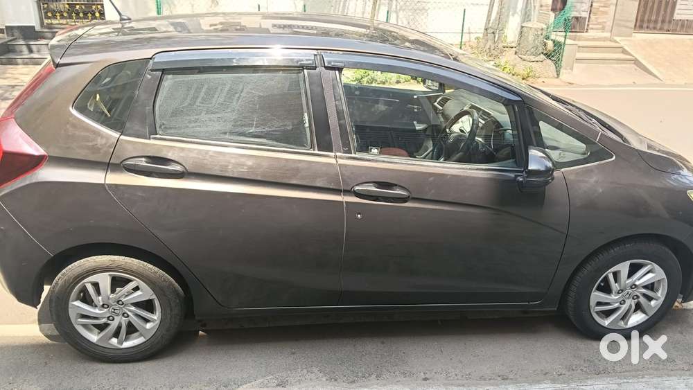 Honda Jazz V Automatic, 2017, Petrol