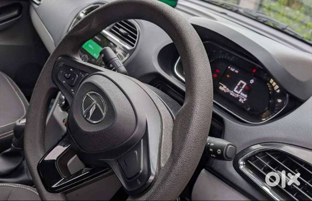 Tata Tiago (2022)