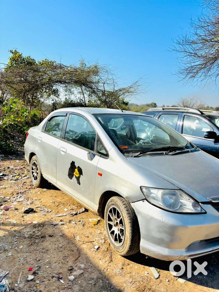Honda City 2005 Model Koi Problem Near Nahi Hai Gaadi Mein