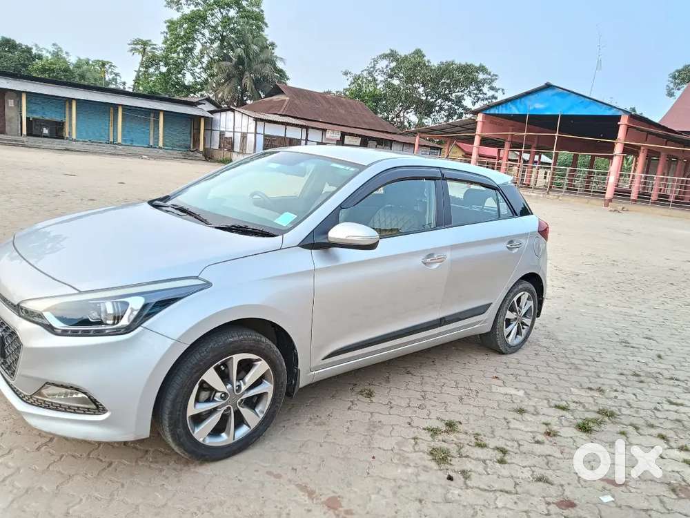 Hyundai  I20 Asta (o) Top Model..2017 Petrol 53744 Km Driven.
