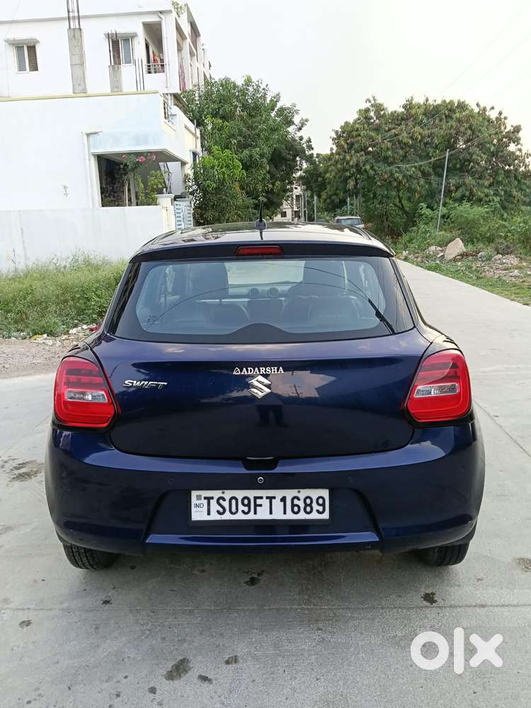 Maruti Suzuki Swift Vxi + Manual, 2022, Petrol