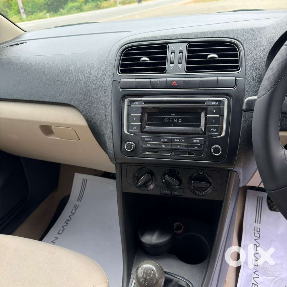 Volkswagen Polo Petrol 2013