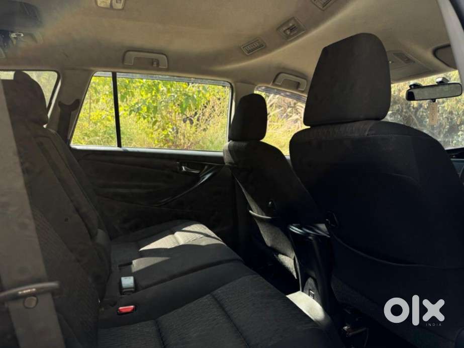 Toyota Innova Crysta [2020-ongoing] 2.4 Gx At 8 Str, 2021, Diesel