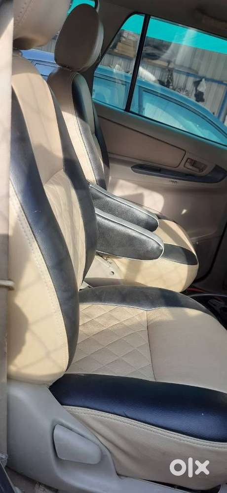 Toyota Innova 2.5 G (diesel) 7 Seater, 2011, Diesel