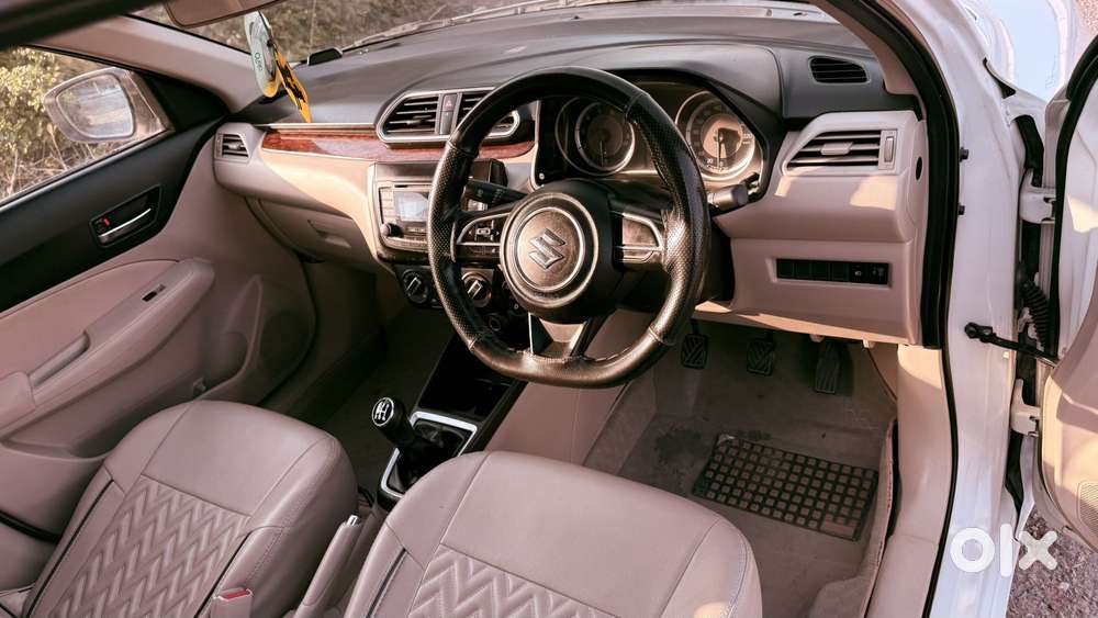 Maruti Suzuki Swift Dzire 1.2 Vxi Bsiv, 2018, Petrol