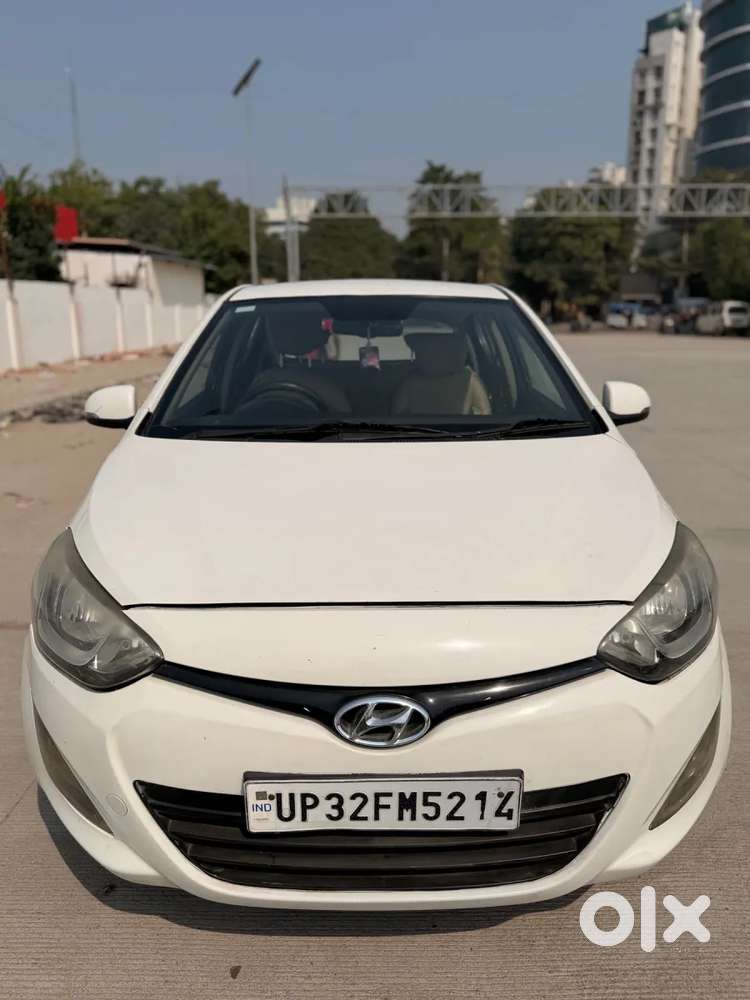 Hyundai I20 Sportz 1.4 Crdi 6 Speed Bs-iv, 2014, Diesel