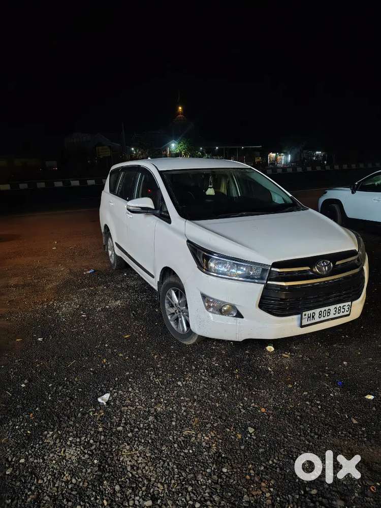Toyota Innova Crysta 2017 Diesel Well Maintained