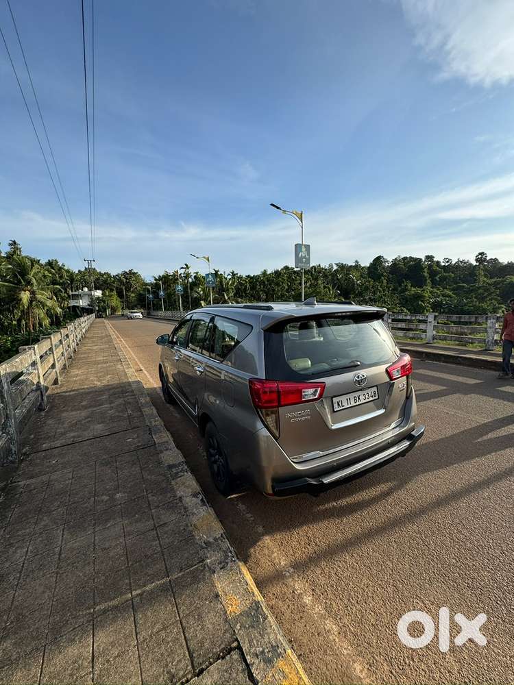 Toyota Innova Crysta 2018 Km Driven