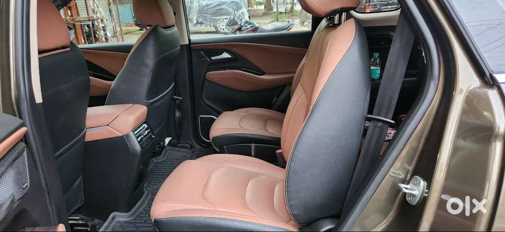 Mg Hector Plus 2023 Automatic Petrol  2nd Owner  Excellent Condition