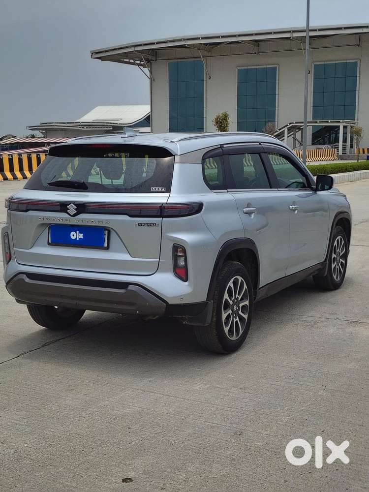 Maruti Suzuki Grand Vitara 1.5 Zeta Plus Intelligent Hybrid Ecvt, 20..