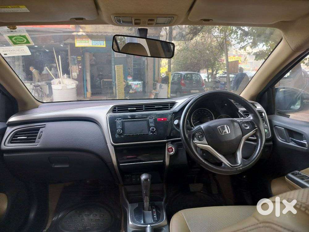 Honda City V At Sunroof I-vtec, 2015, Petrol