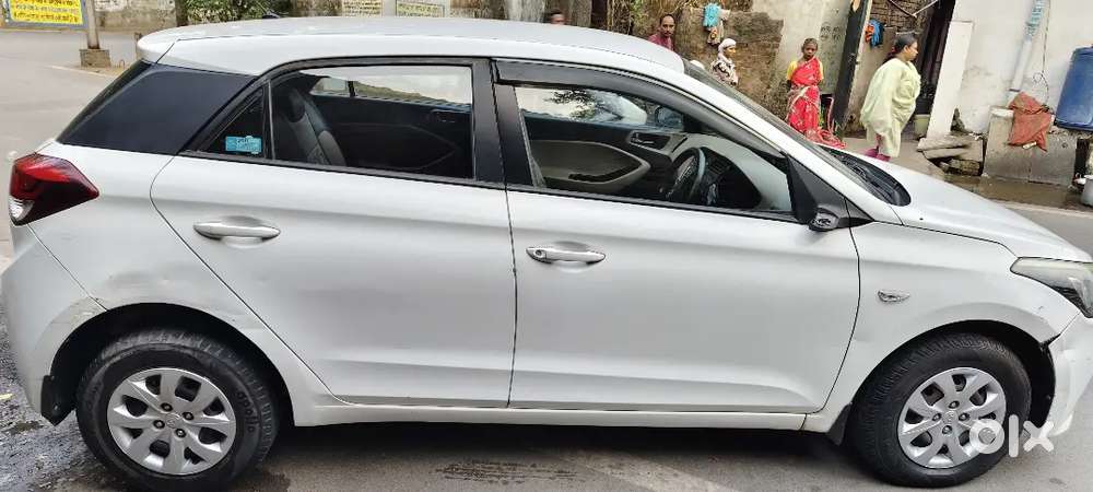 Hyundai I20 2015 Petrol 72000 Km Driven