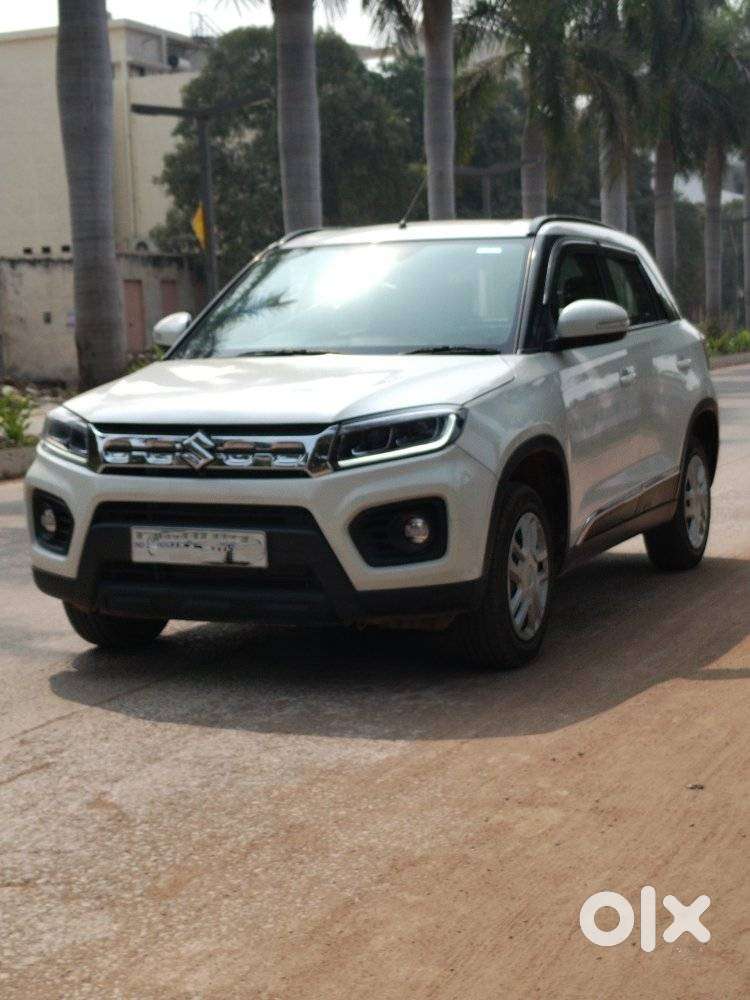 Maruti Suzuki Brezza Vxi At, 2021, Petrol