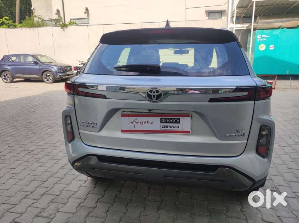 Toyota Urban Cruiser Hyryder 1.5 V Hybrid, 2024