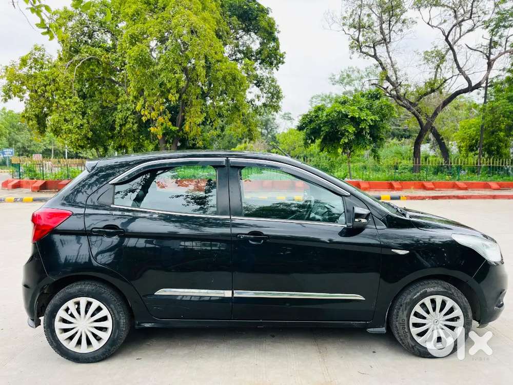 Ford Figo Aspire 2016 90000 Km