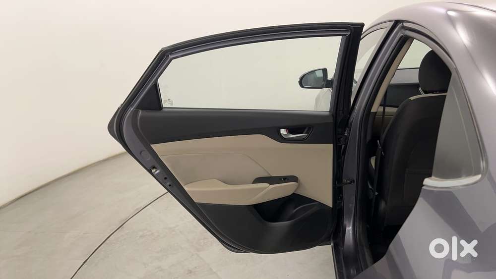Hyundai Verna [ ] Fluidic 4s 1.6 Crdi Sx (o) At, 2018, Petrol